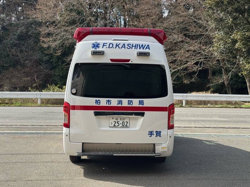 救急車（後）
