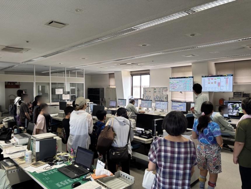 見学の様子