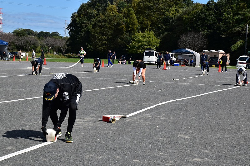 ホース収納巻取レース