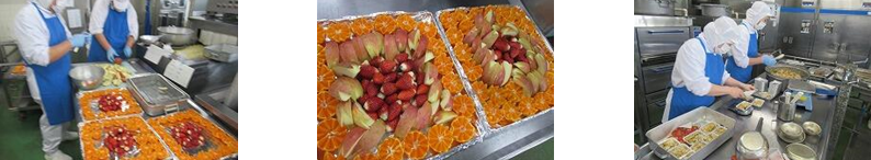 バイキング給食の調理作業の写真1