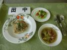 パンケーキ、アボカドサラダ、ウィンナーと野菜のスープ